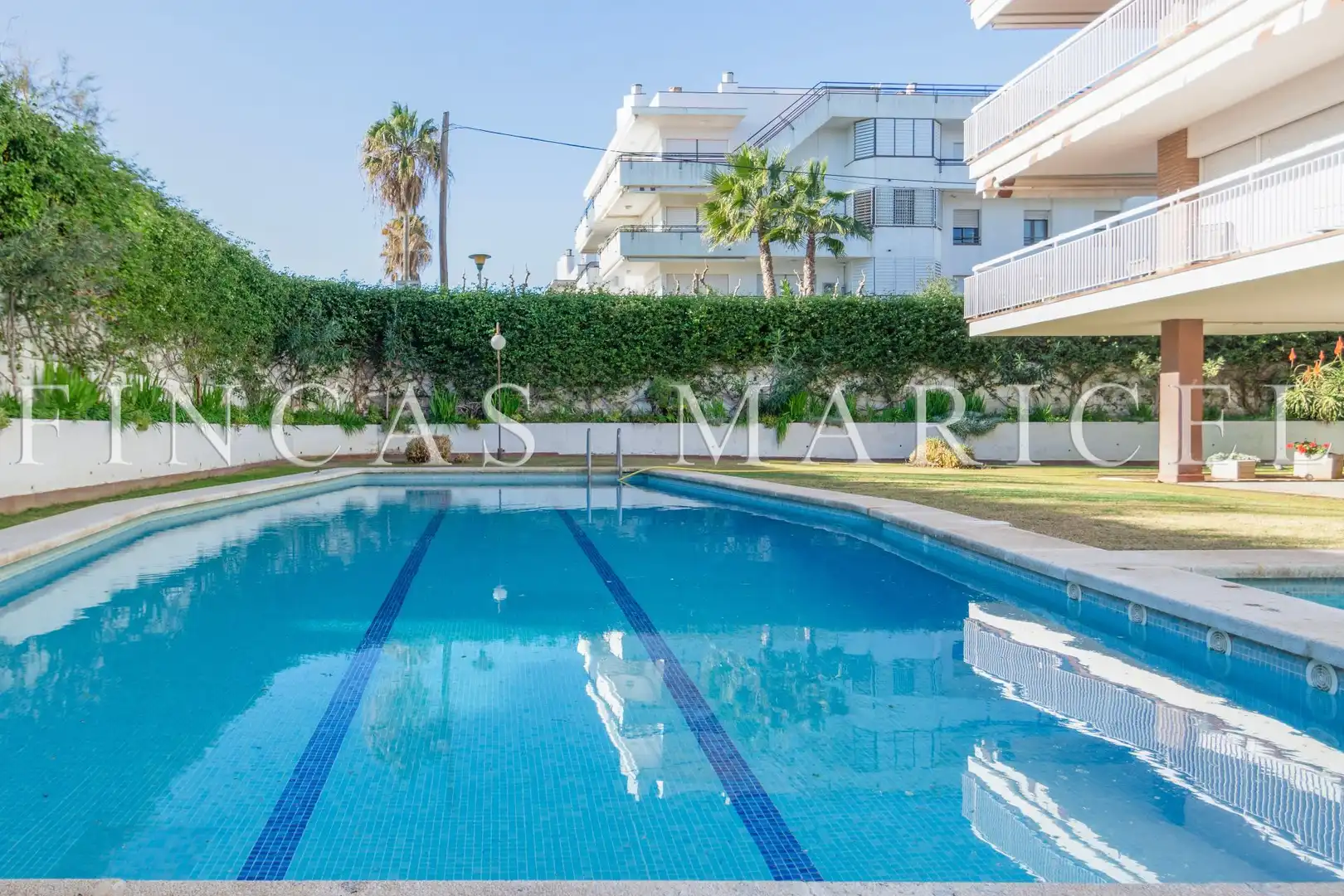 Swimming pool of Flat for sale in Sitges  with Air Conditioner, Heating and Terrace