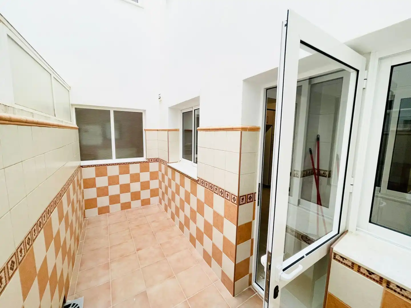 Terraza de Piso en venta en Torrox con Terraza, Horno y Piscina comunitaria