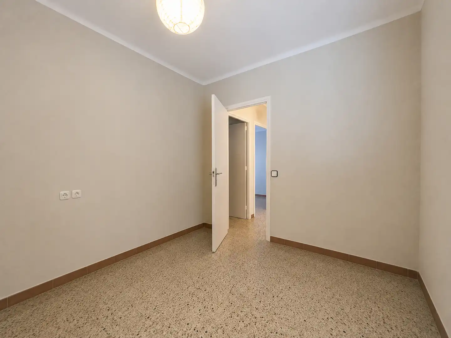 Habitación de Piso en venta en Rubí con Calefacción, Terraza y Amueblado