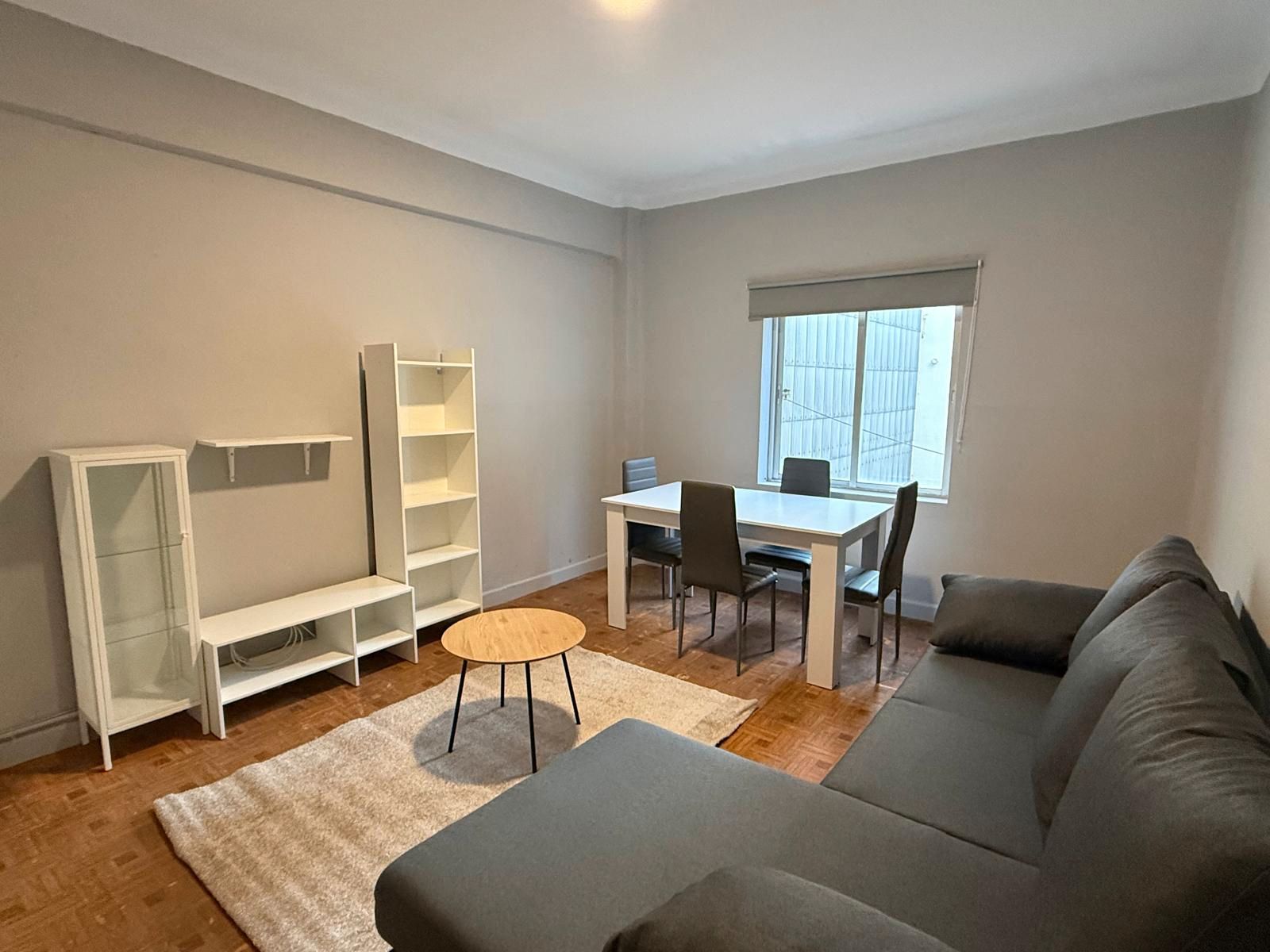 Living room of Flat for rent in Ferrol  with Storage room, Furnished and Oven