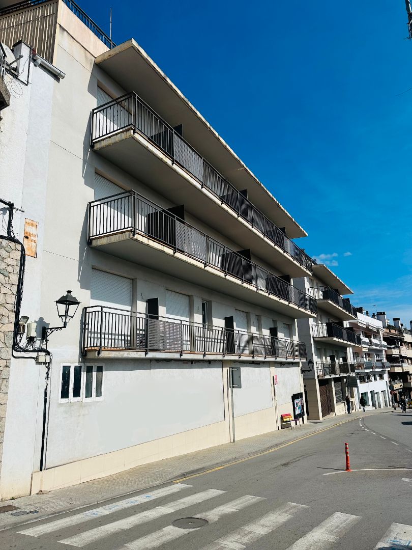 Exterior view of Apartment for sale in Sant Cebrià de Vallalta  with Heating, Parquet flooring and Storage room