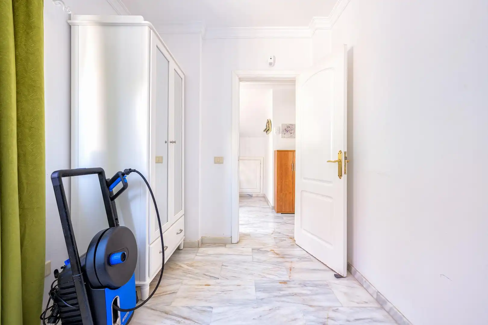 Detached homes for sale in Calle HELICE, Castillo del Romeral - Juan Grande