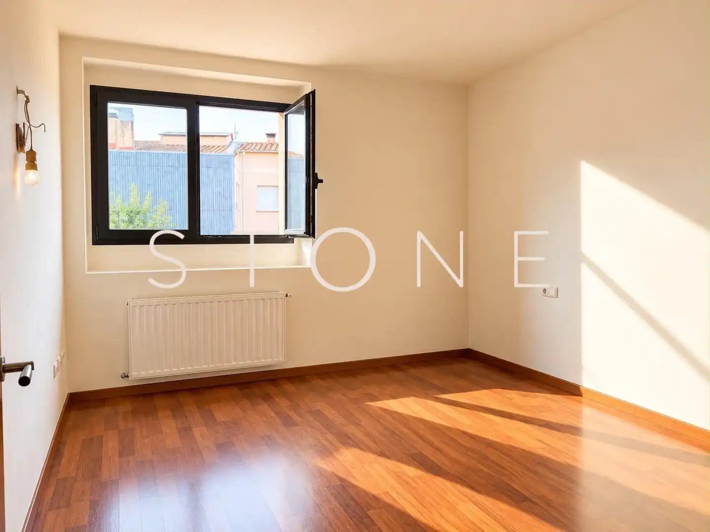Bedroom of Houses for sale in Banyoles, Girona