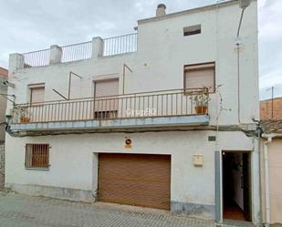 Vista exterior de Casa o xalet en venda en  Lleida Capital amb Calefacció i Balcó