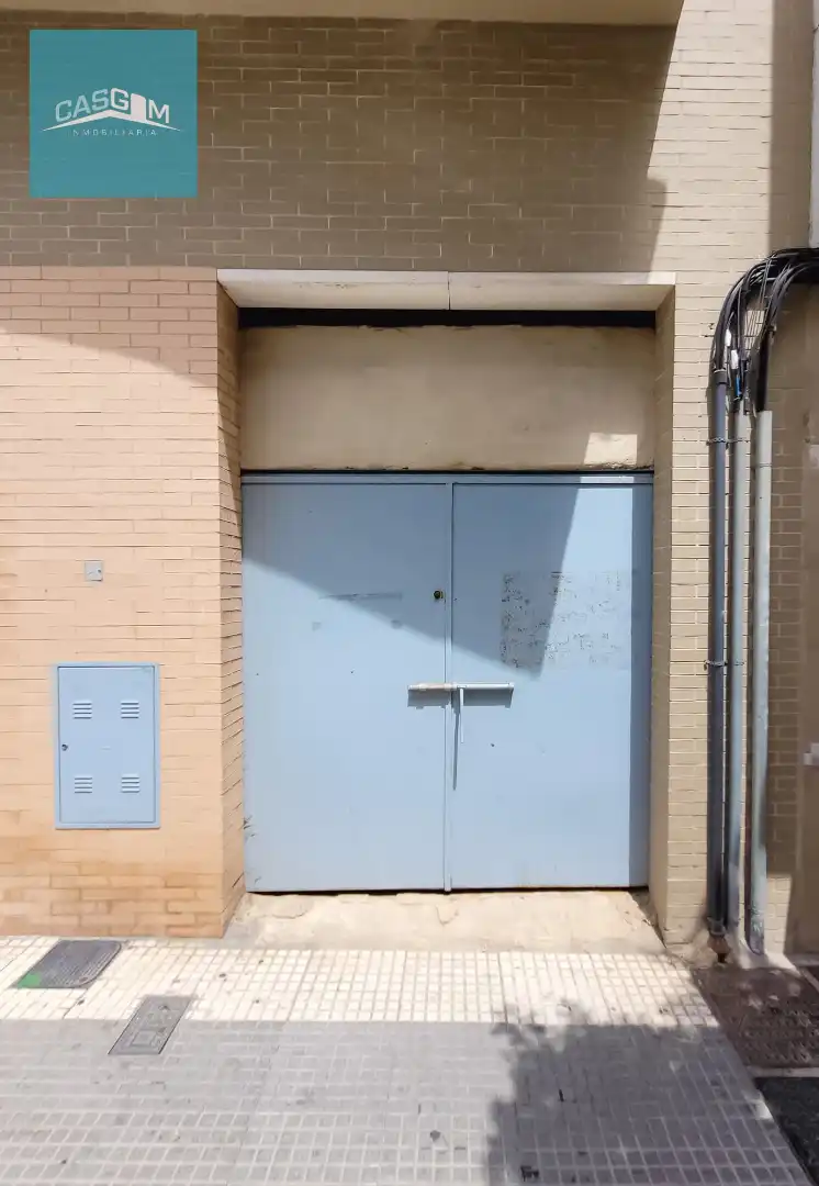 Local comercial en venta en Avenida San Antonio