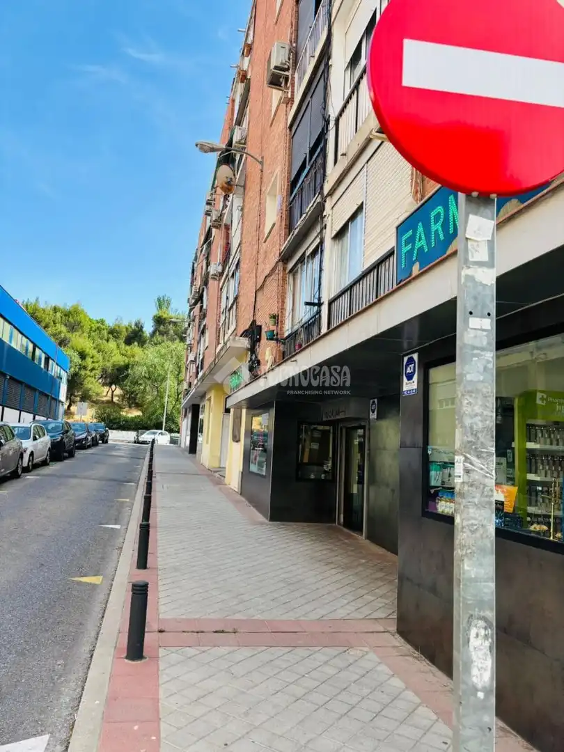 Vista exterior de Piso en venta en Madrid con Calefacción y Terraza