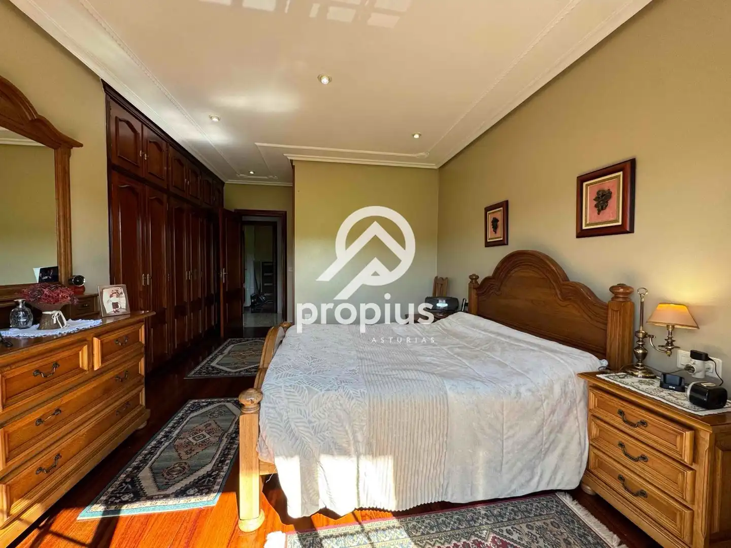 Habitación de Casa o chalet en venta en Avilés con Calefacción, Jardín privado y Parquet