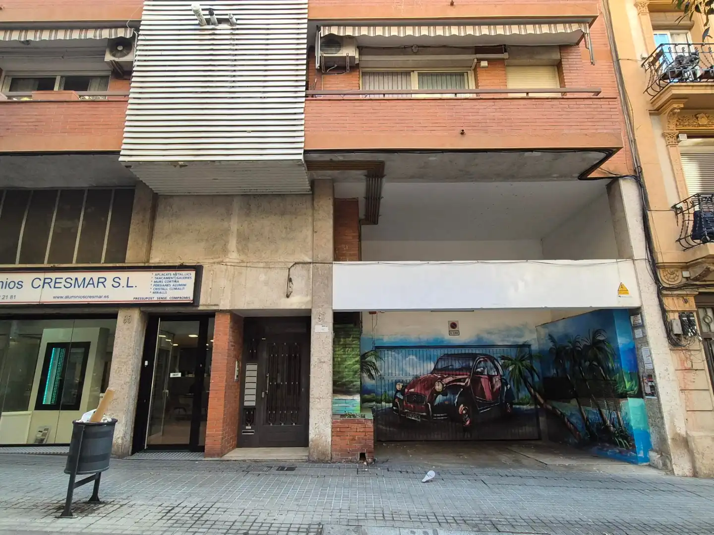 Einzelparkplatz zum Verkauf in Carrer d'Olzinelles 95