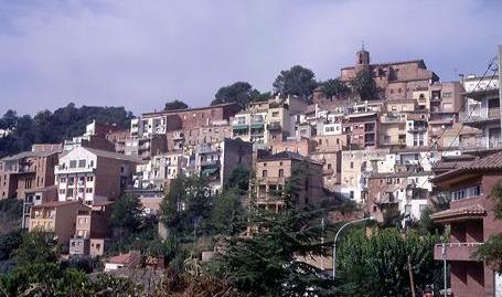 Foto 2 de Edifici en venda a Almeda - El Corte Inglés, Cornellà de Llobregat