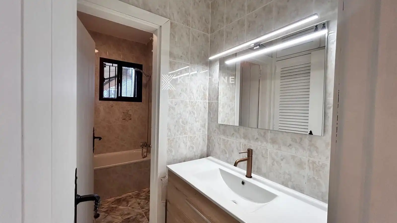 Baño de Casa o chalet de alquiler en Calvià con Aire acondicionado, Calefacción y Jardín privado