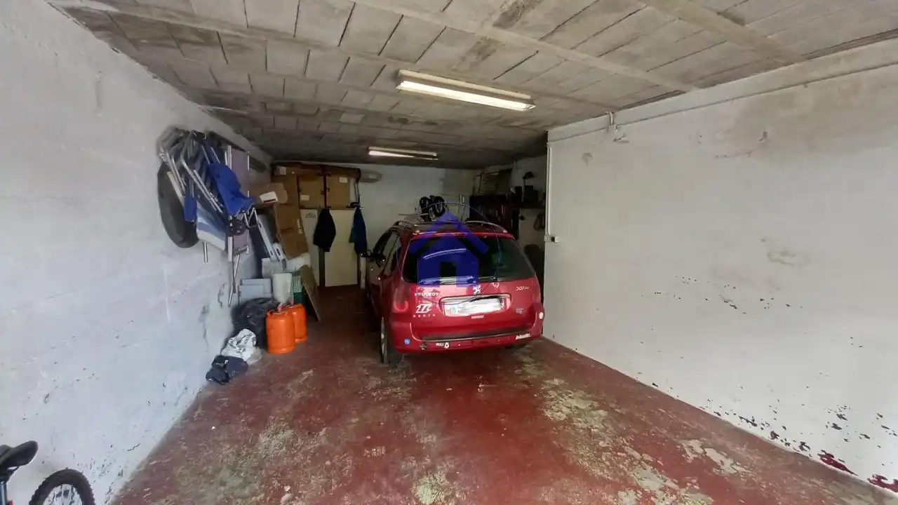 Parking of Houses for sale in Vigo   with Heating, Private garden and Parquet flooring