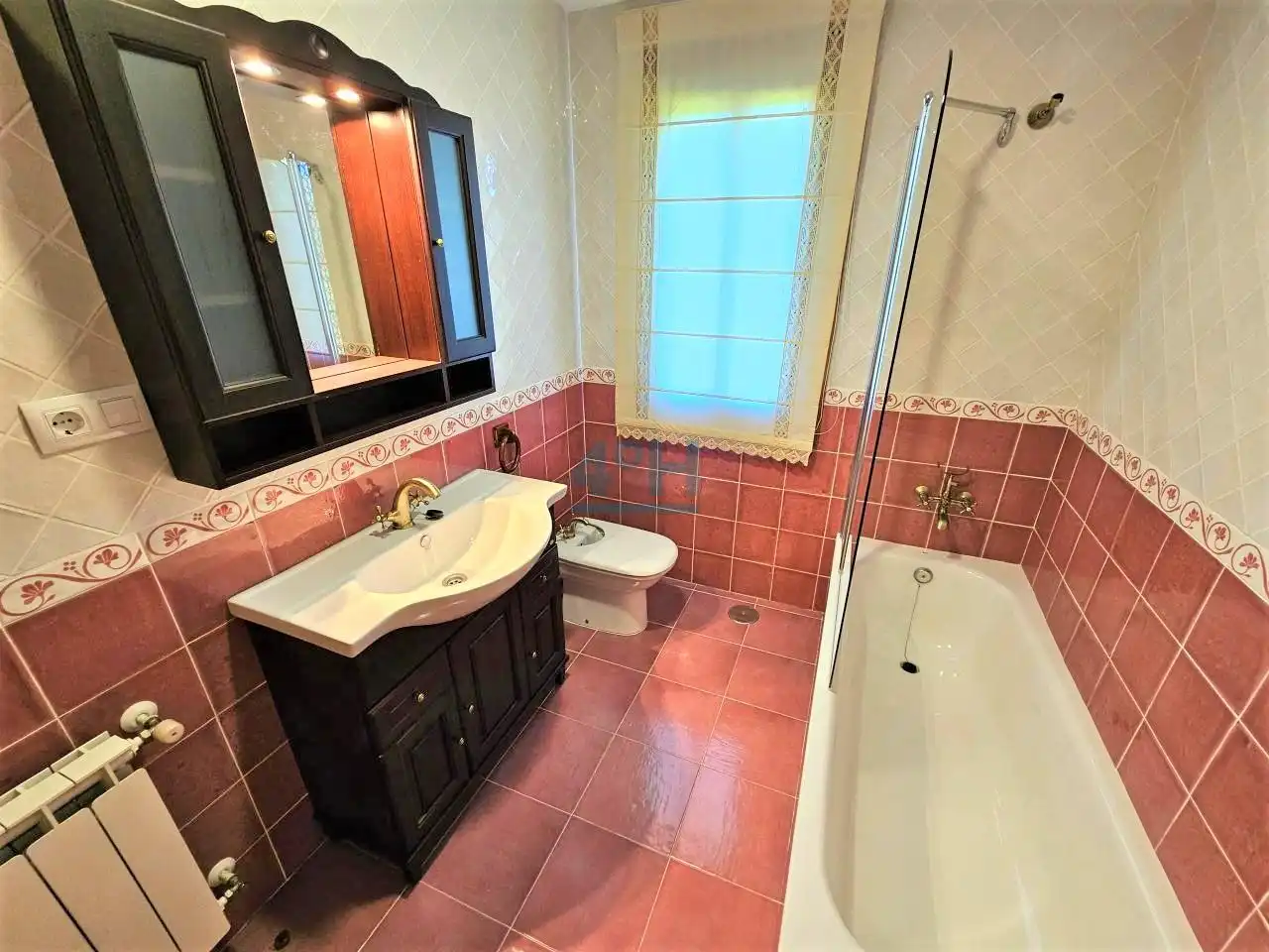 Baño de Casa o chalet en venta en O Pereiro de Aguiar  con Calefacción, Jardín privado y Terraza