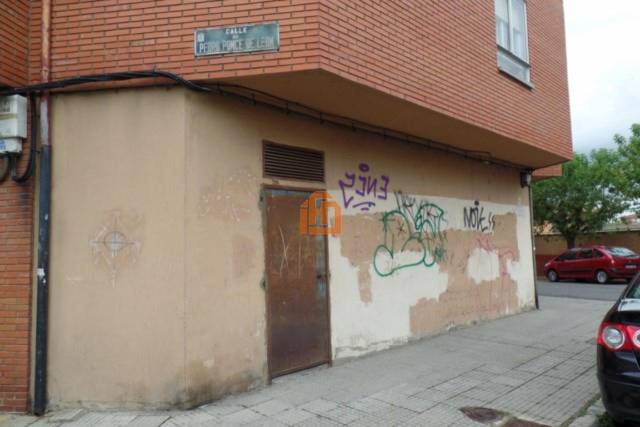 Local comercial en Venta en Pedro Ponce de León en San Esteban