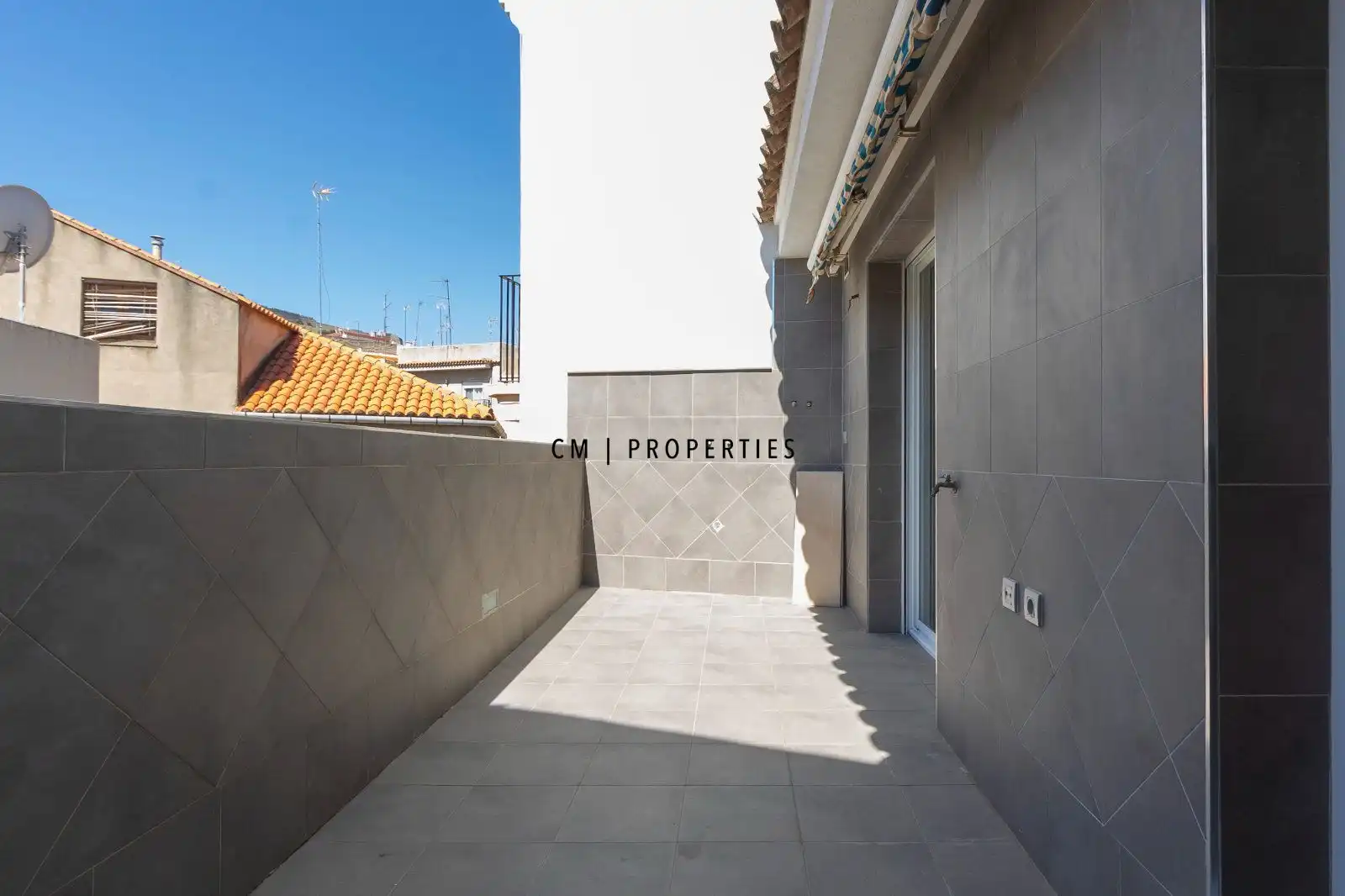 Terraza de Piso de alquiler en Sagunto / Sagunt con Calefacción, Horno y Lavadora