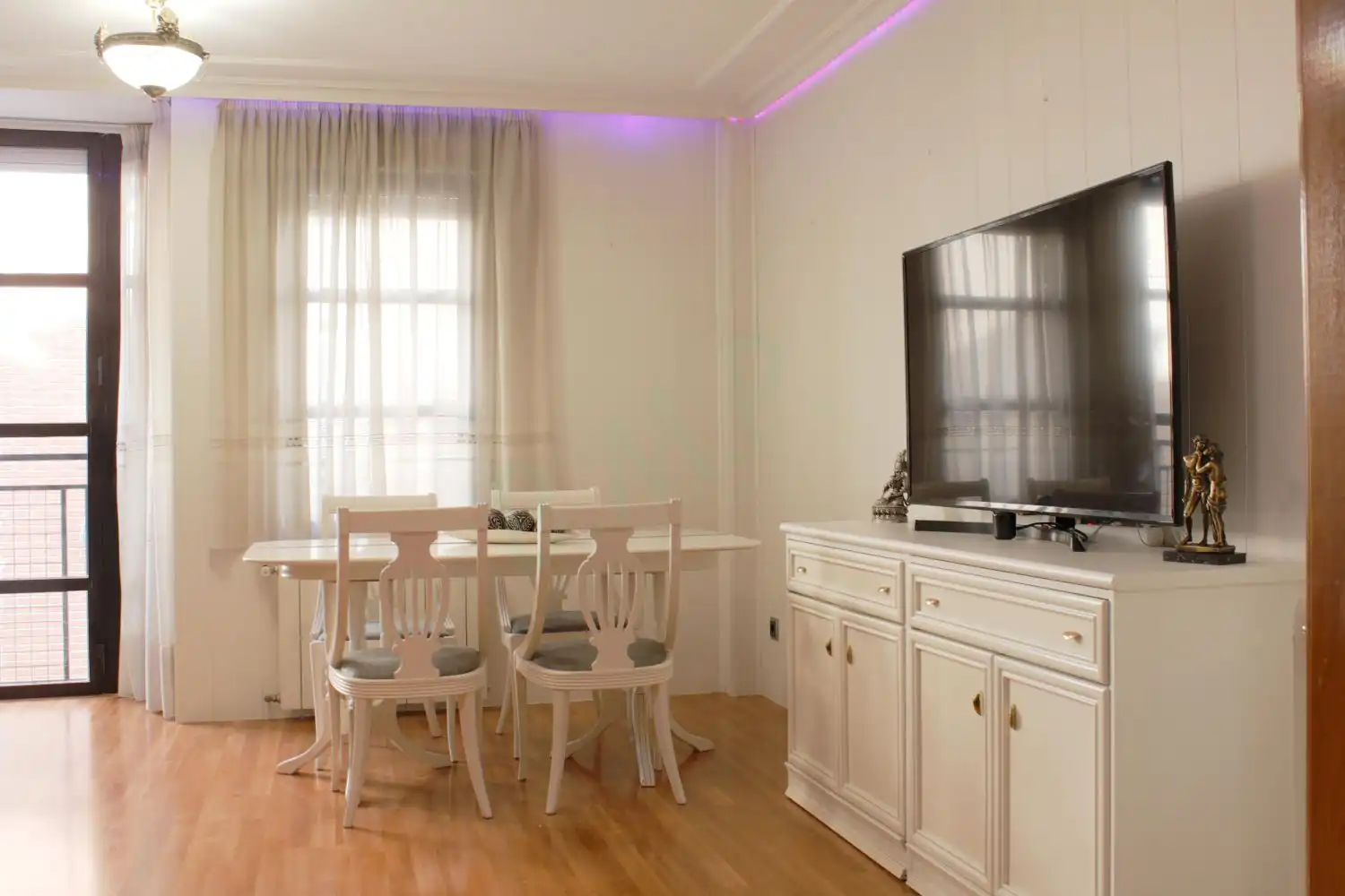 Esszimmer von Einfamilien-Reihenhaus zur Miete in Albacete mit Klimaanlage, Heizung und Terrasse