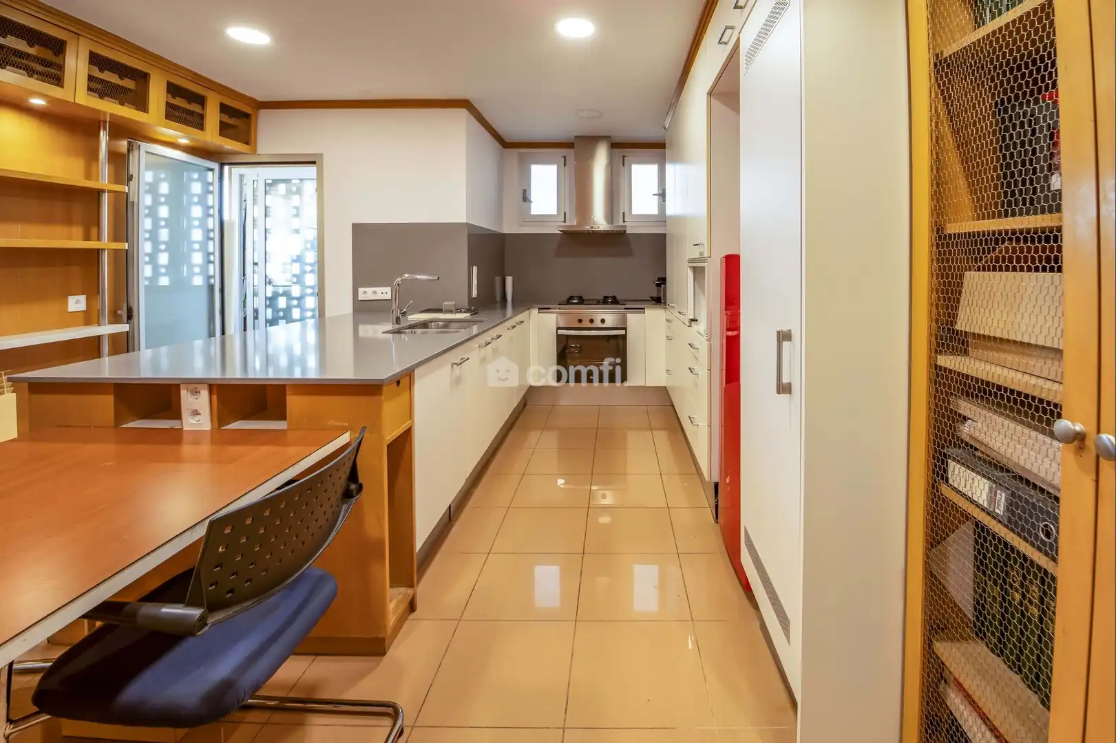Küche von Wohnung zum Verkauf in Barcelona mit Klimaanlage, Heizung und Terrasse