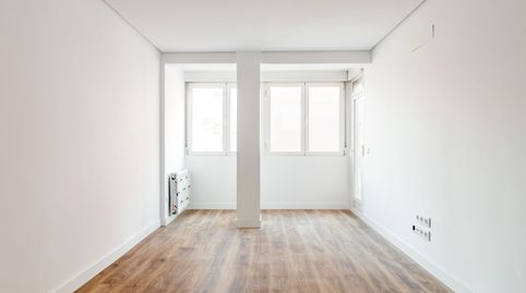 Foto 2 de Piso en venta en Paseo de Santa María de la Cabeza, Moscardó, Madrid Capital