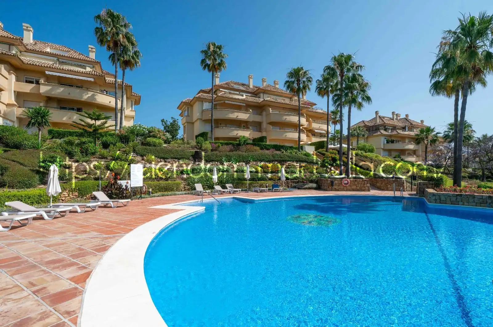 Garten von Maisonette zum Verkauf in Marbella mit Klimaanlage, Terrasse und Abstellraum