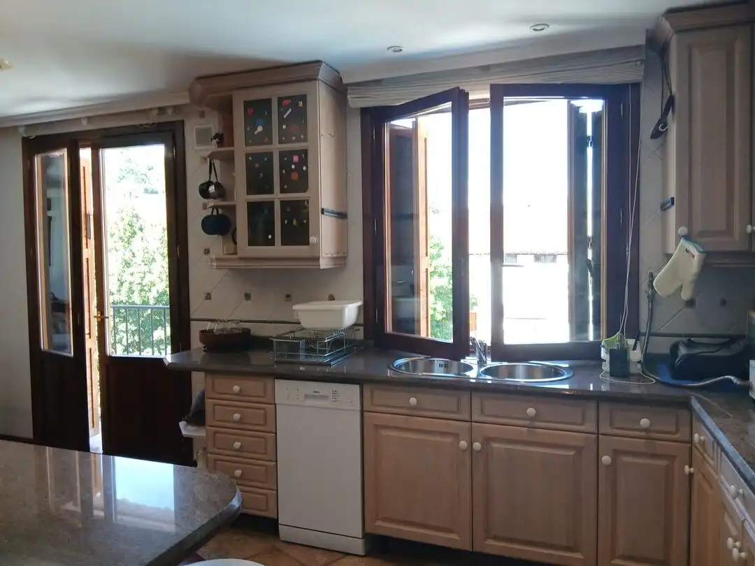 Cocina de Dúplex en venta en Ezcaray con Calefacción, Piscina y Balcón