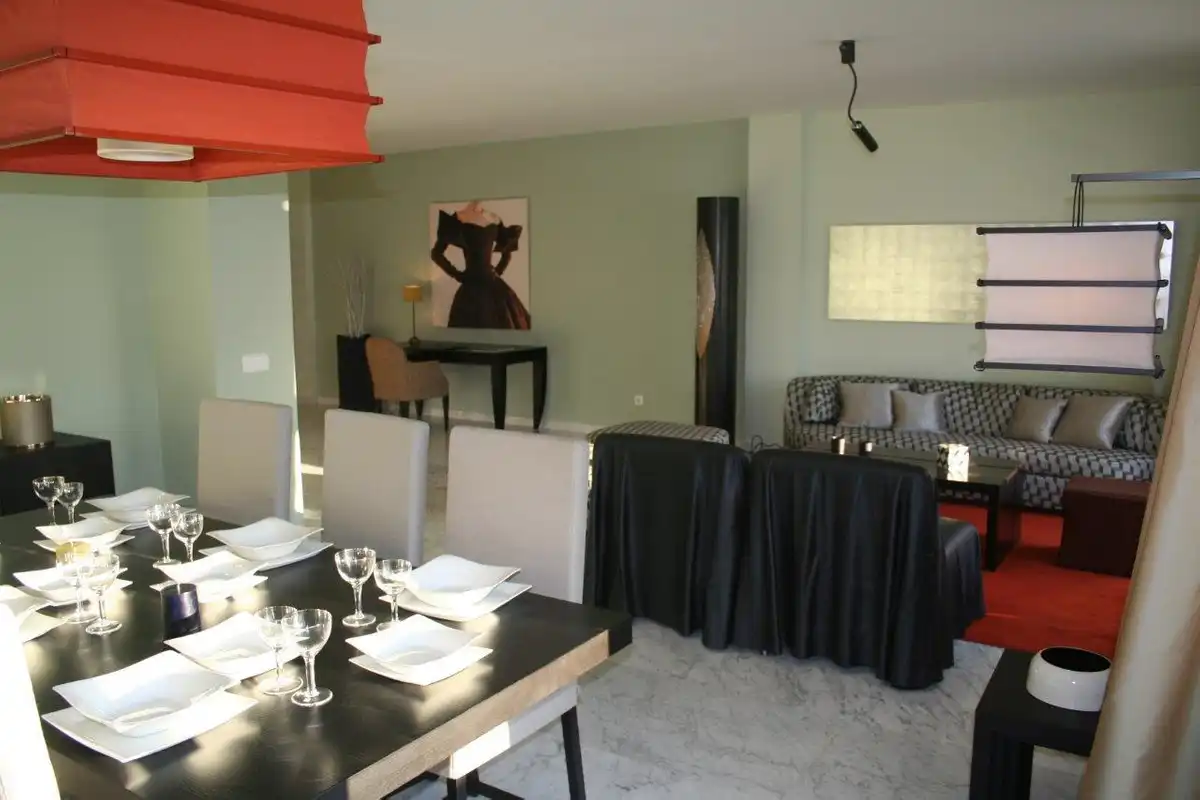 Comedor de Ático en venta en Marbella con Aire acondicionado, Terraza y Trastero