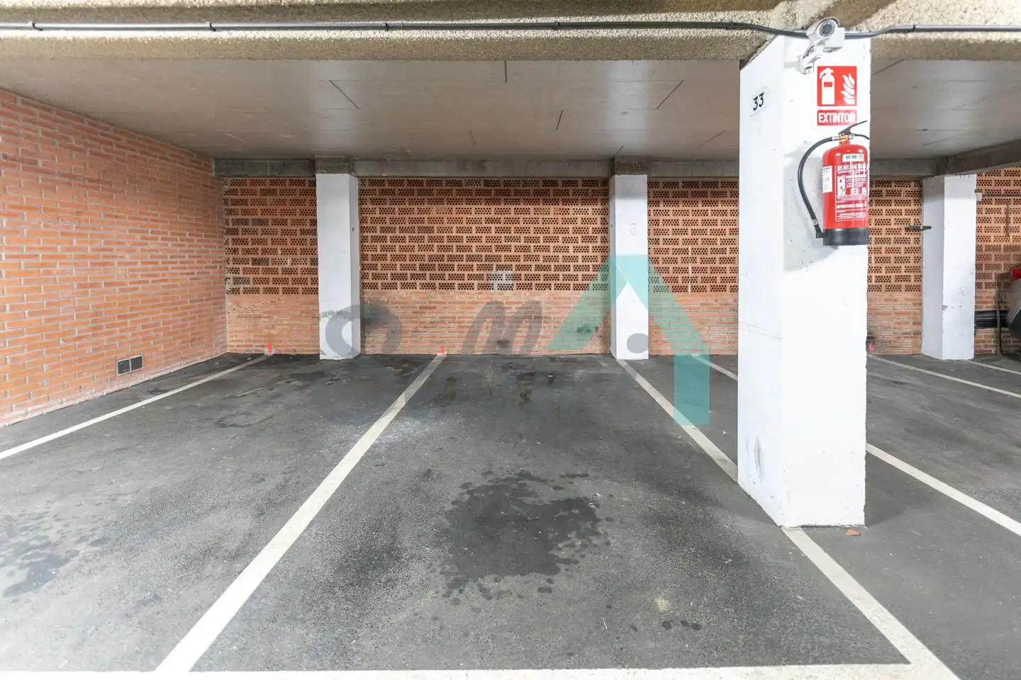Parking of Flat for sale in Oviedo   with Heating and Parquet flooring