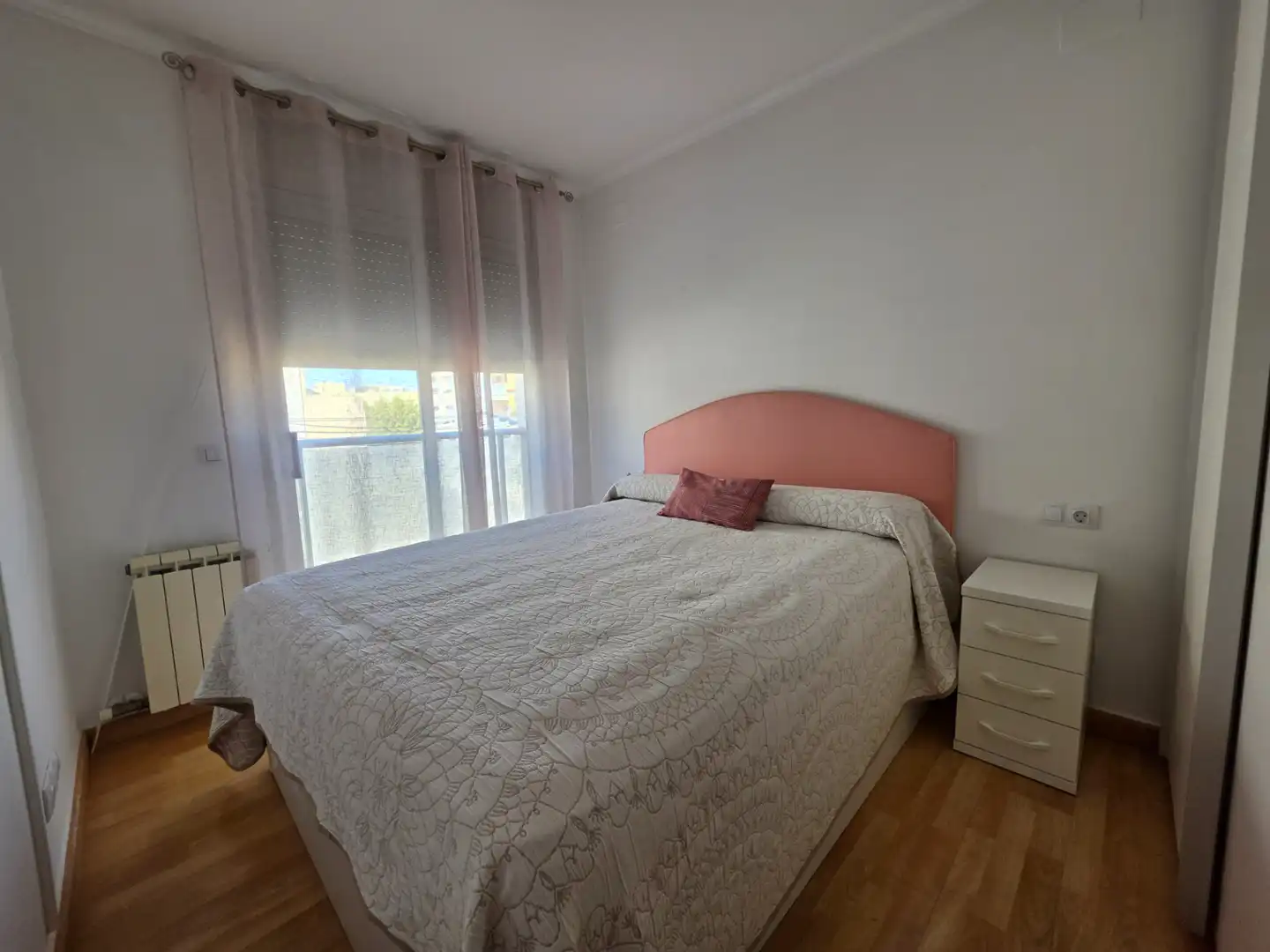 Dormitori de Pis en venda en Mont-roig del Camp amb Aire condicionat, Parquet i Traster
