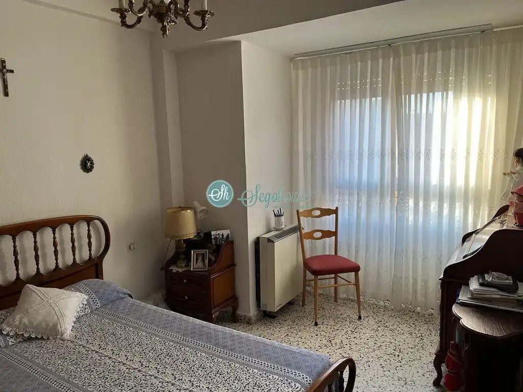 Habitación de Piso en venta en Segovia con Calefacción y Trastero