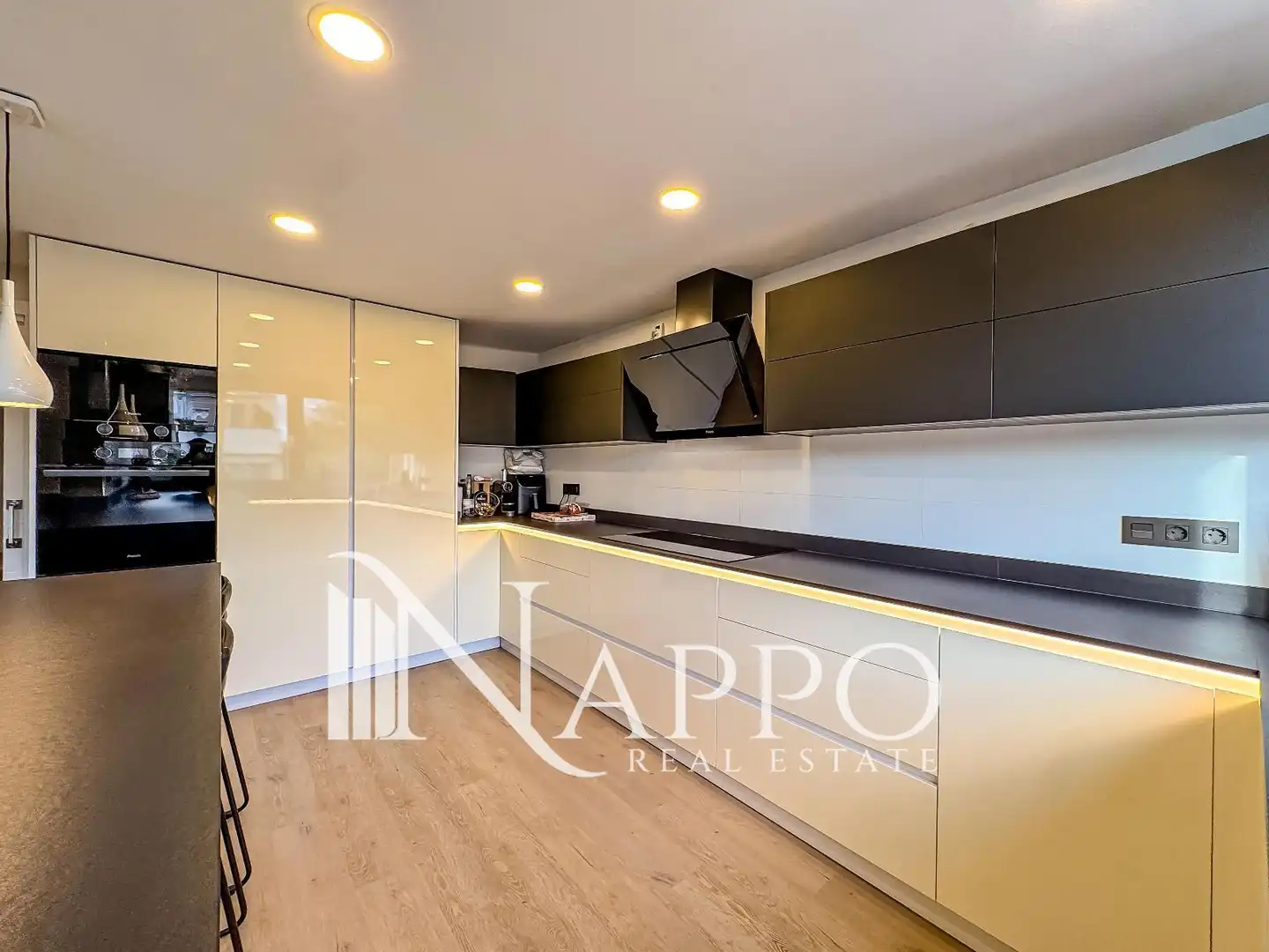 Cocina de Casa adosada en venta en Calvià con Aire acondicionado, Calefacción y Jardín privado
