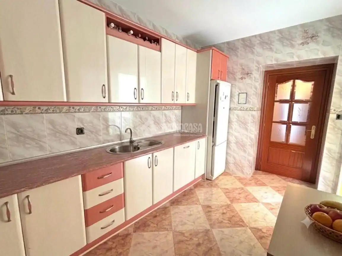 Kitchen of Houses for sale in Jódar  with Storage room and Balcony