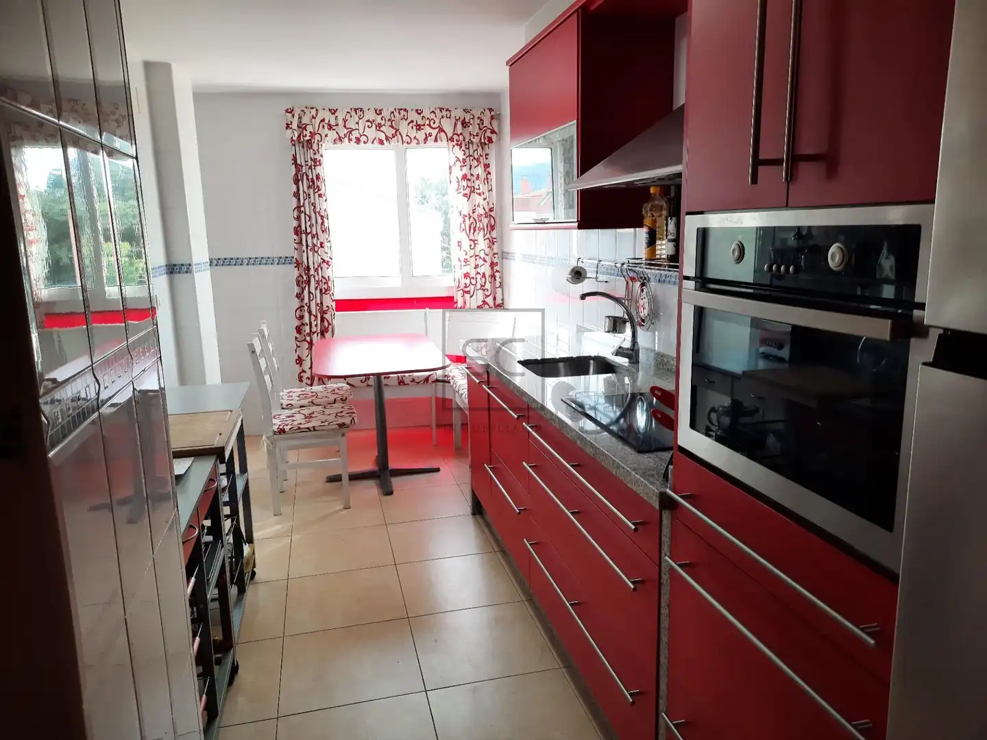 Cocina de Dúplex en venta en Narón con Calefacción, Terraza y Trastero