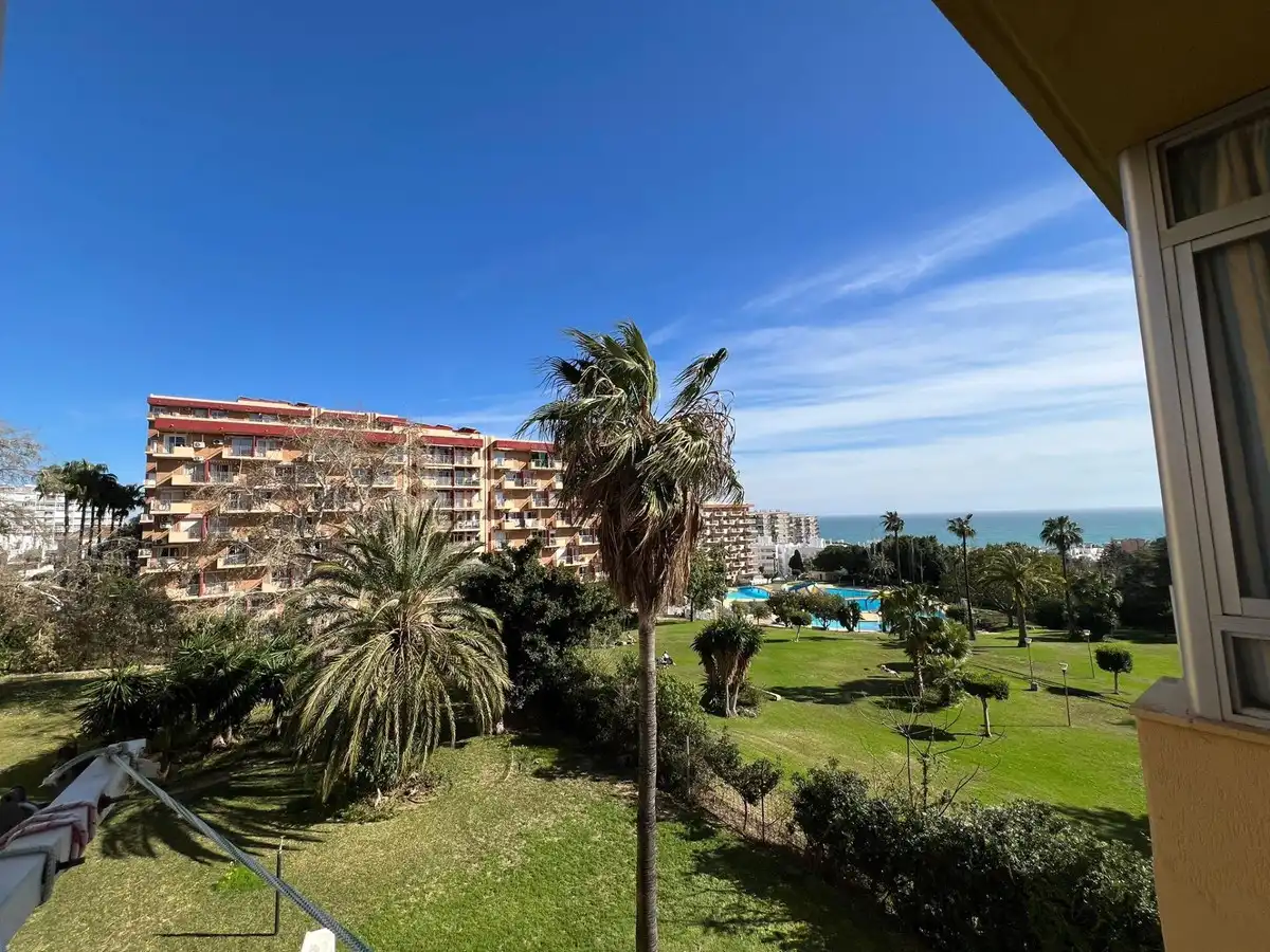 Dormitori de Apartament en venda en Benalmádena amb Aire condicionat, Calefacció i Terrassa