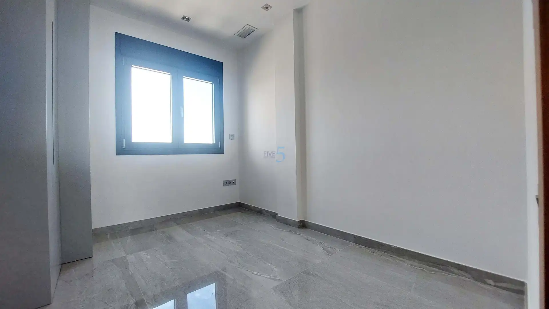 Casa o xalet en venda en San Pedro del Pinatar amb Aire condicionat, Terrassa i Piscina