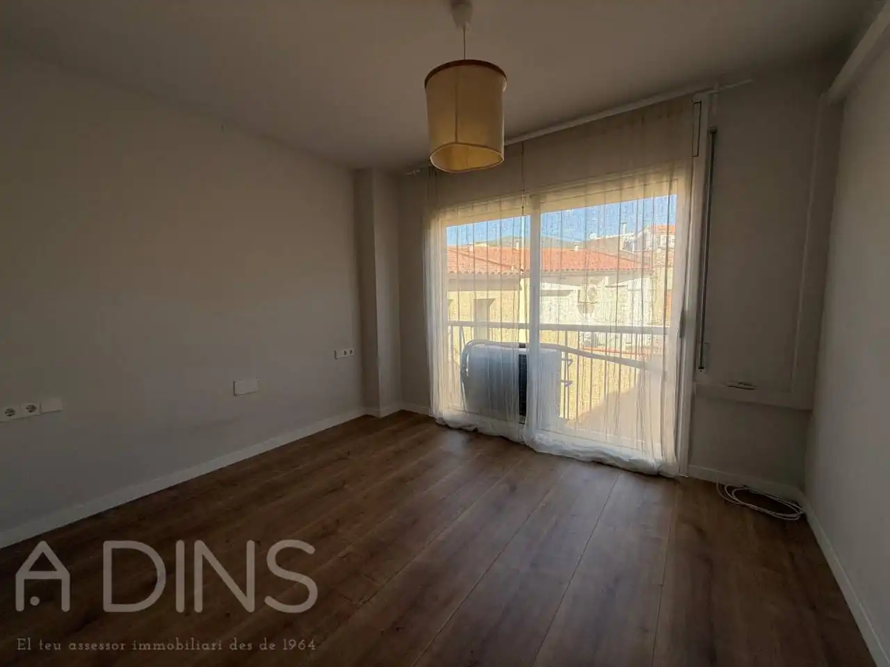 Flat for rent in Calle Plaça de l´Esglesia, Caldes de Montbui