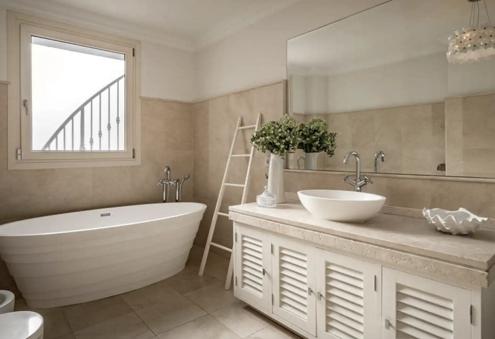 Baño de Casa o chalet de alquiler en Marbella con Aire acondicionado, Jardín privado y Piscina