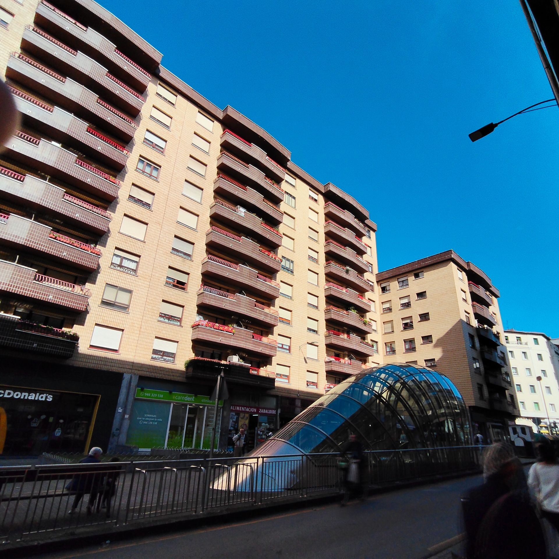 Vista exterior de Pis en venda en Bilbao  amb Calefacció i Terrassa