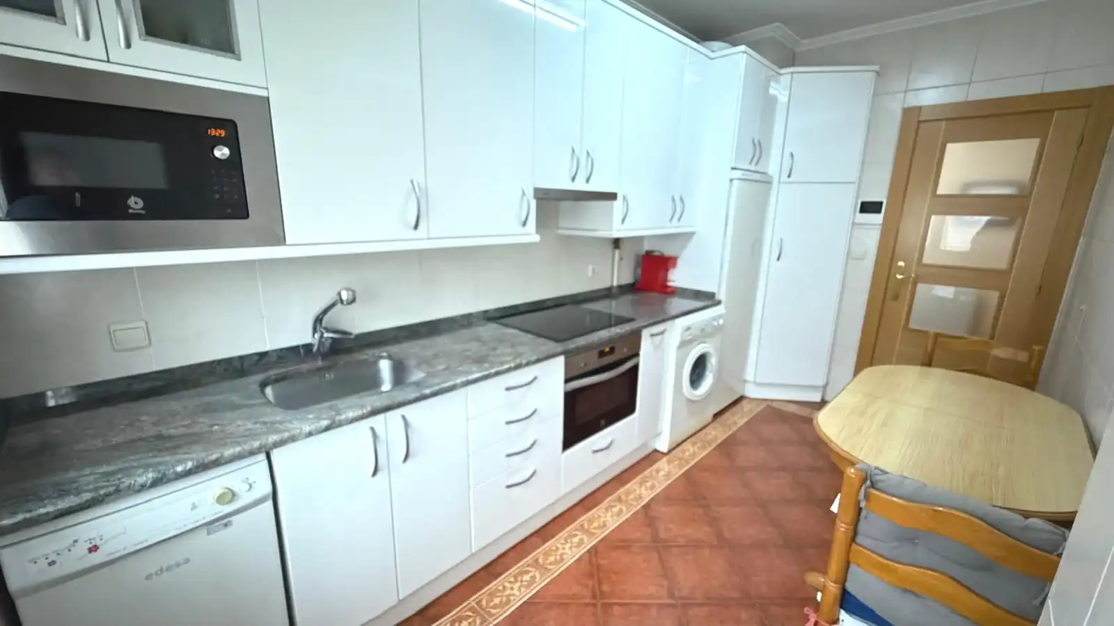 Küche von Wohnung zum Verkauf in Vitoria - Gasteiz mit Heizung, Terrasse und Abstellraum