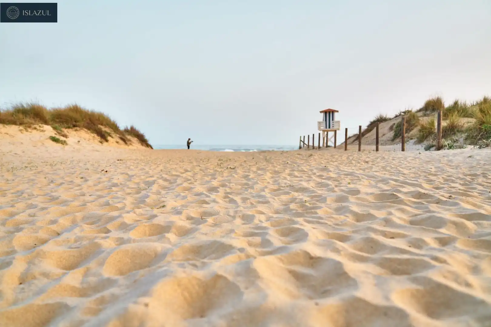 Außenansicht von Maisonette zum Verkauf in Islantilla mit Klimaanlage, Heizung und Privatgarten
