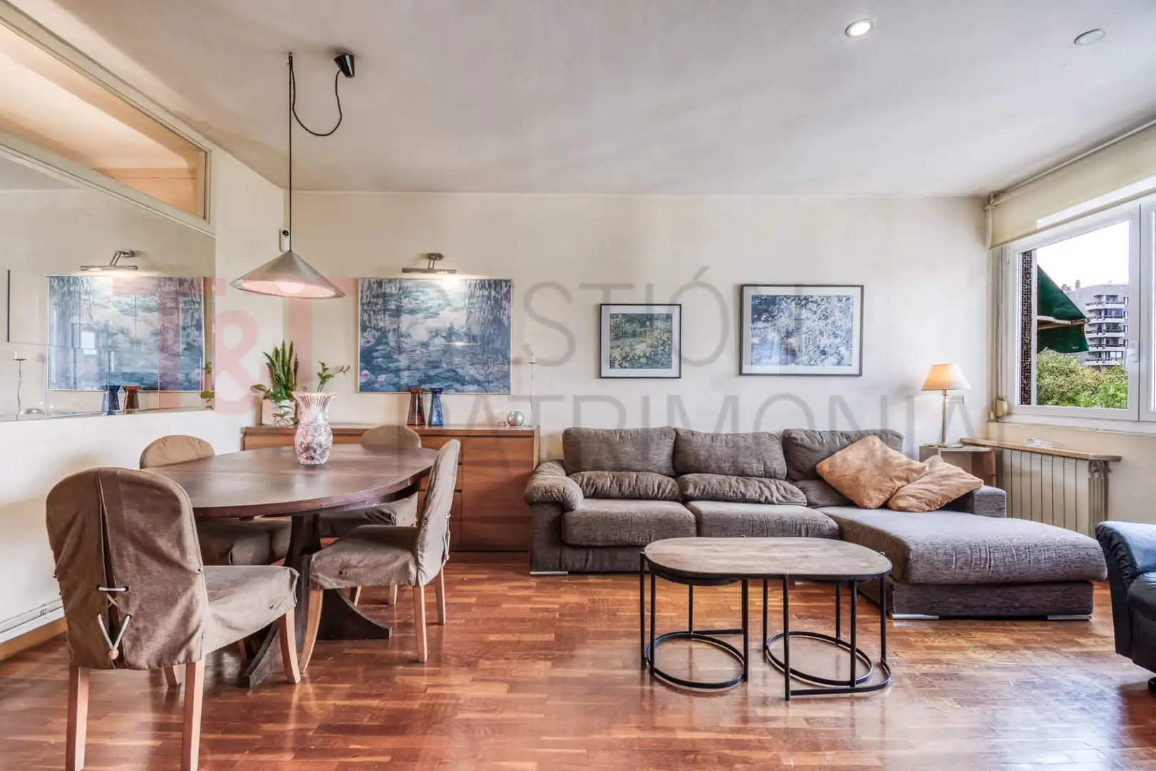 Sala de estar de Piso en venta en Barcelona con Aire acondicionado, Calefacción y Parquet
