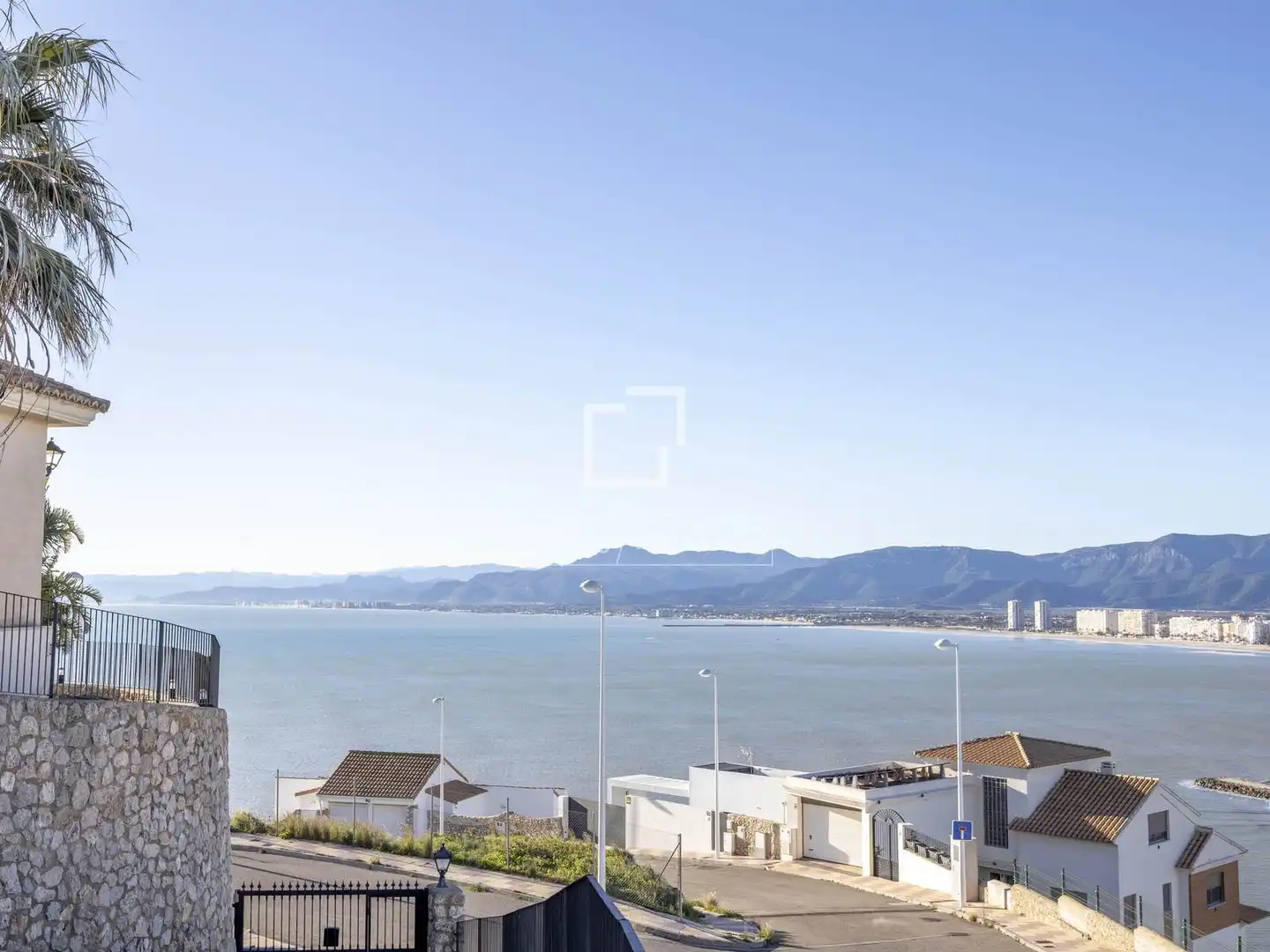 Vista exterior de Casa o xalet en venda en Cullera amb Aire condicionat, Calefacció i Jardí privat