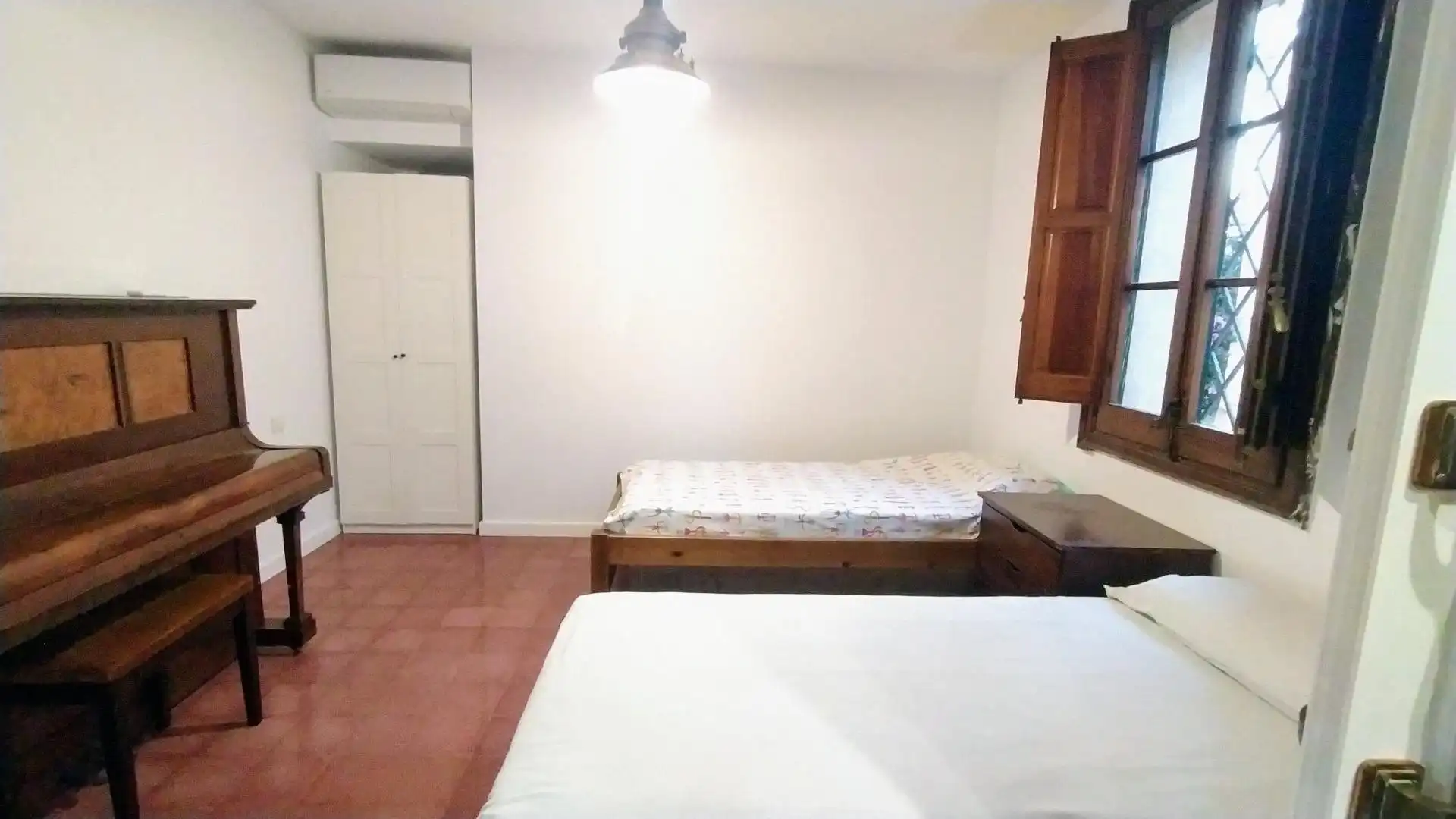 Piso de alquiler en Carrer Caterina Albert I Paradis, Montgat