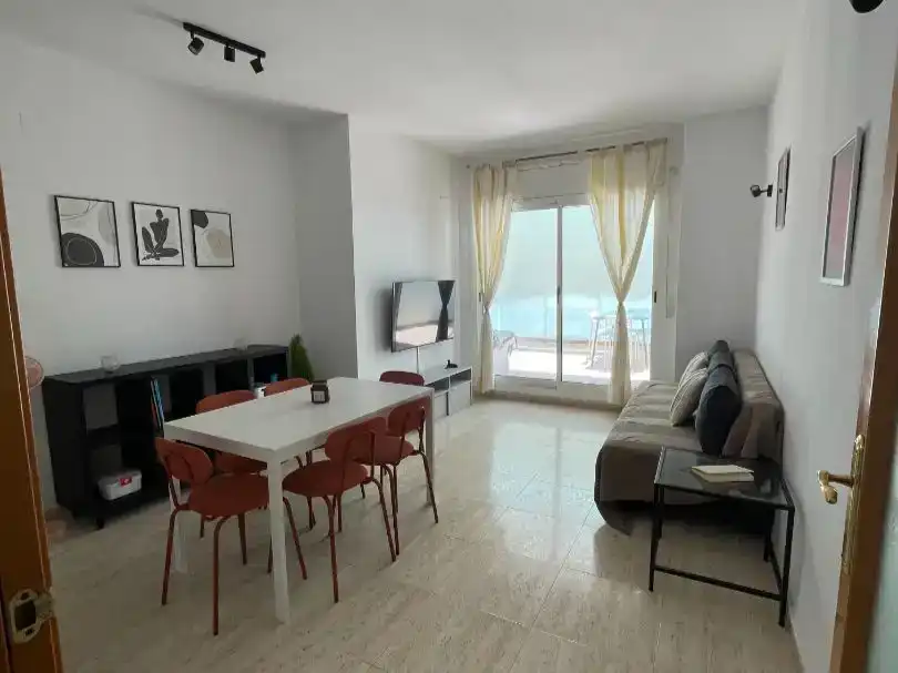 Wohnzimmer von Wohnung zum Verkauf in Salou mit Klimaanlage, Schwimmbad und Balkon