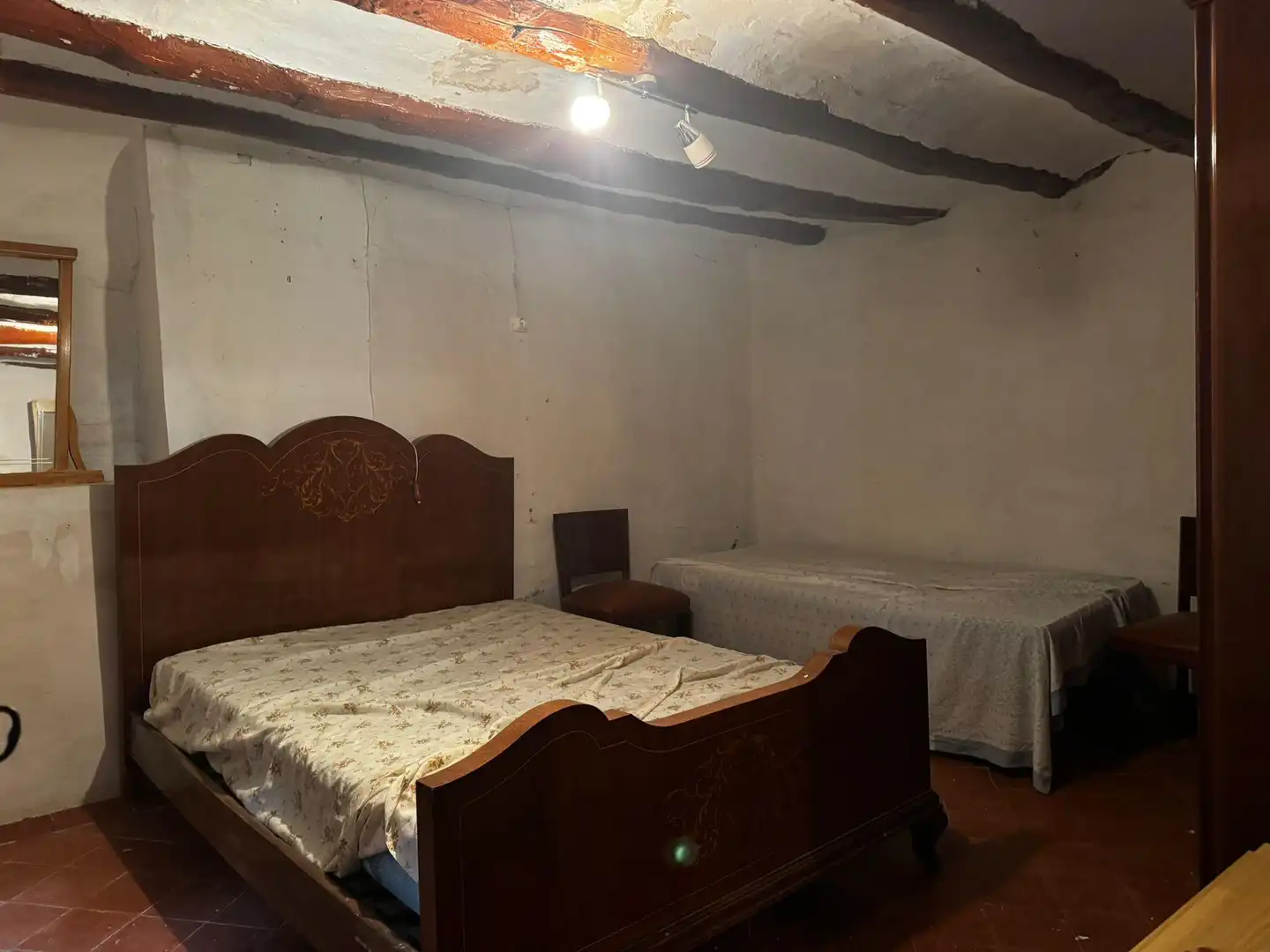 Einfamilien-Reihenhaus zum Verkauf in Salas Bajas mit Klimaanlage und Terrasse