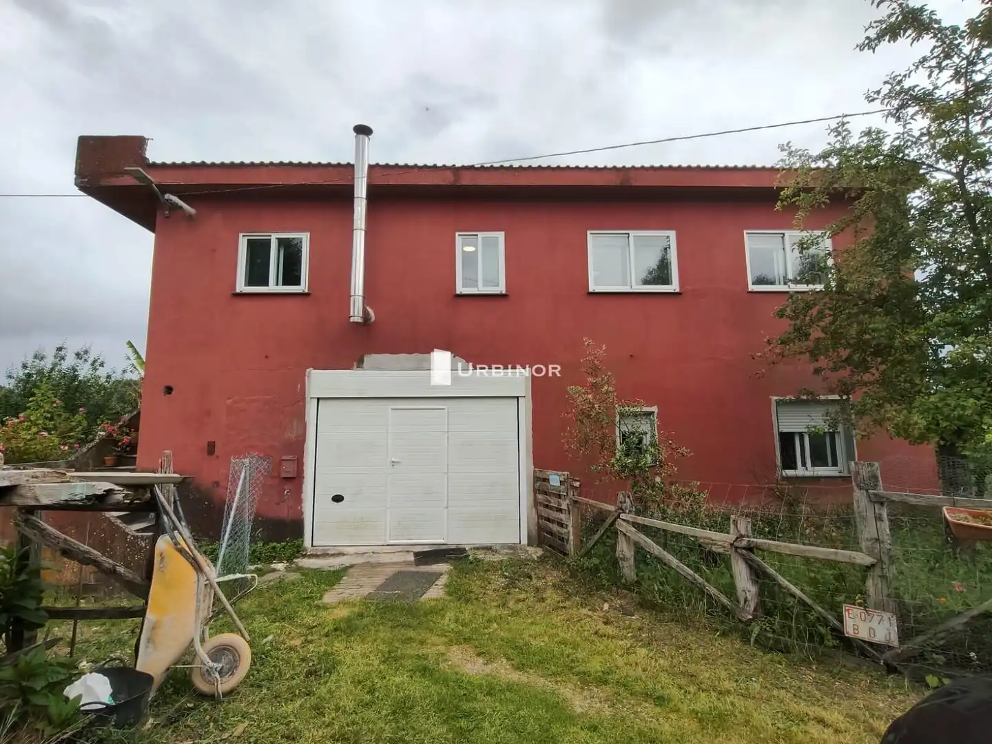 Vista exterior de Casa o chalet en venta en Leiro con Jardín privado y Balcón