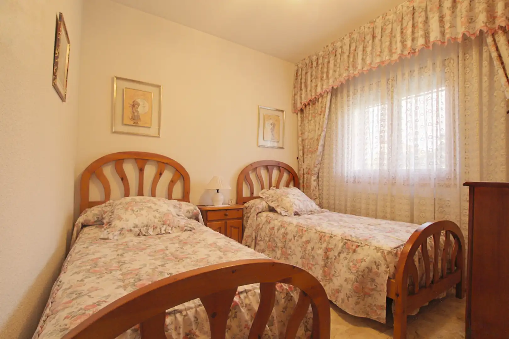 Habitación de Casa o chalet en venta en Colmenar del Arroyo con Calefacción, Jardín privado y Terraza
