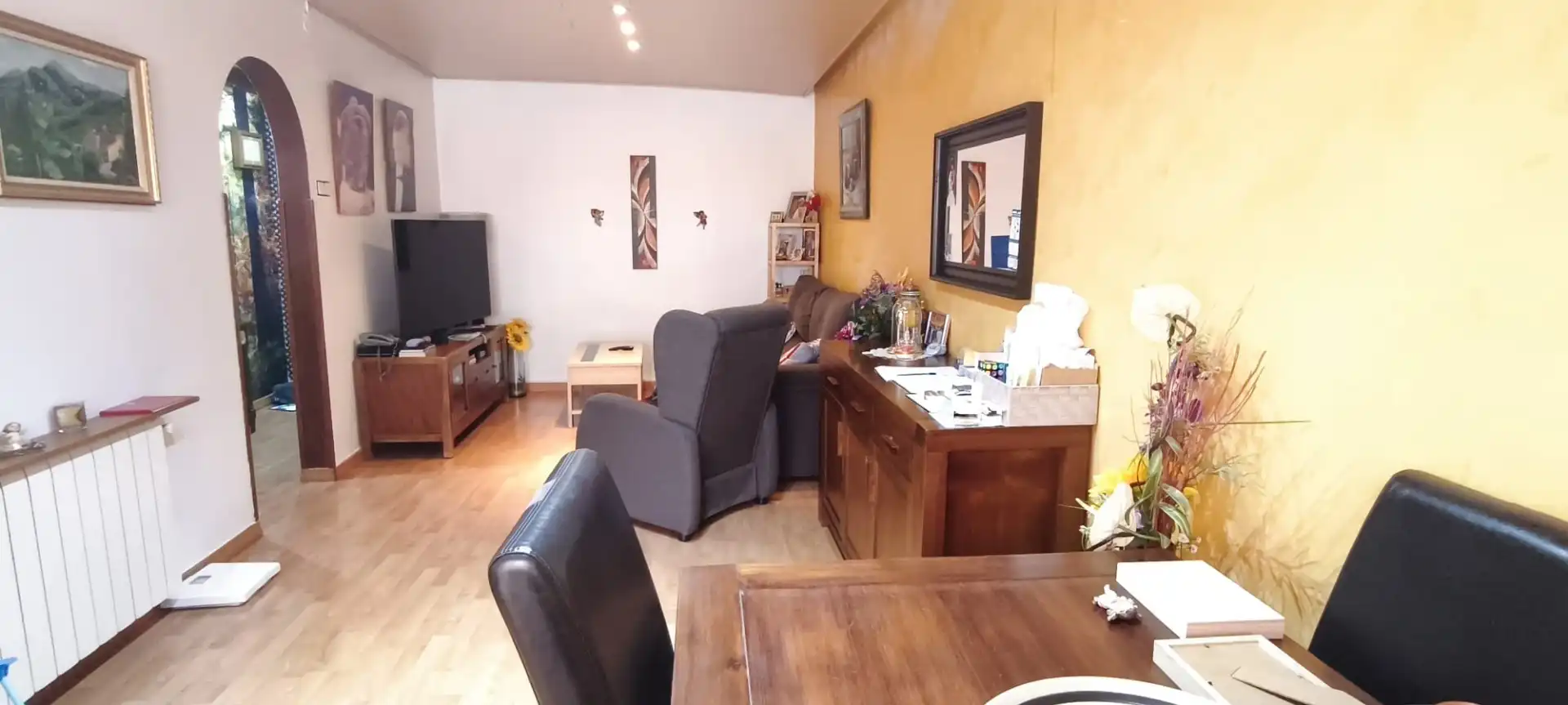 Sala de estar de Piso en venta en Cervelló con Aire acondicionado, Calefacción y Parquet