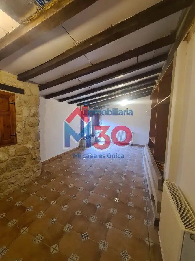 Houses for sale in Miranda de Ebro  with Heating