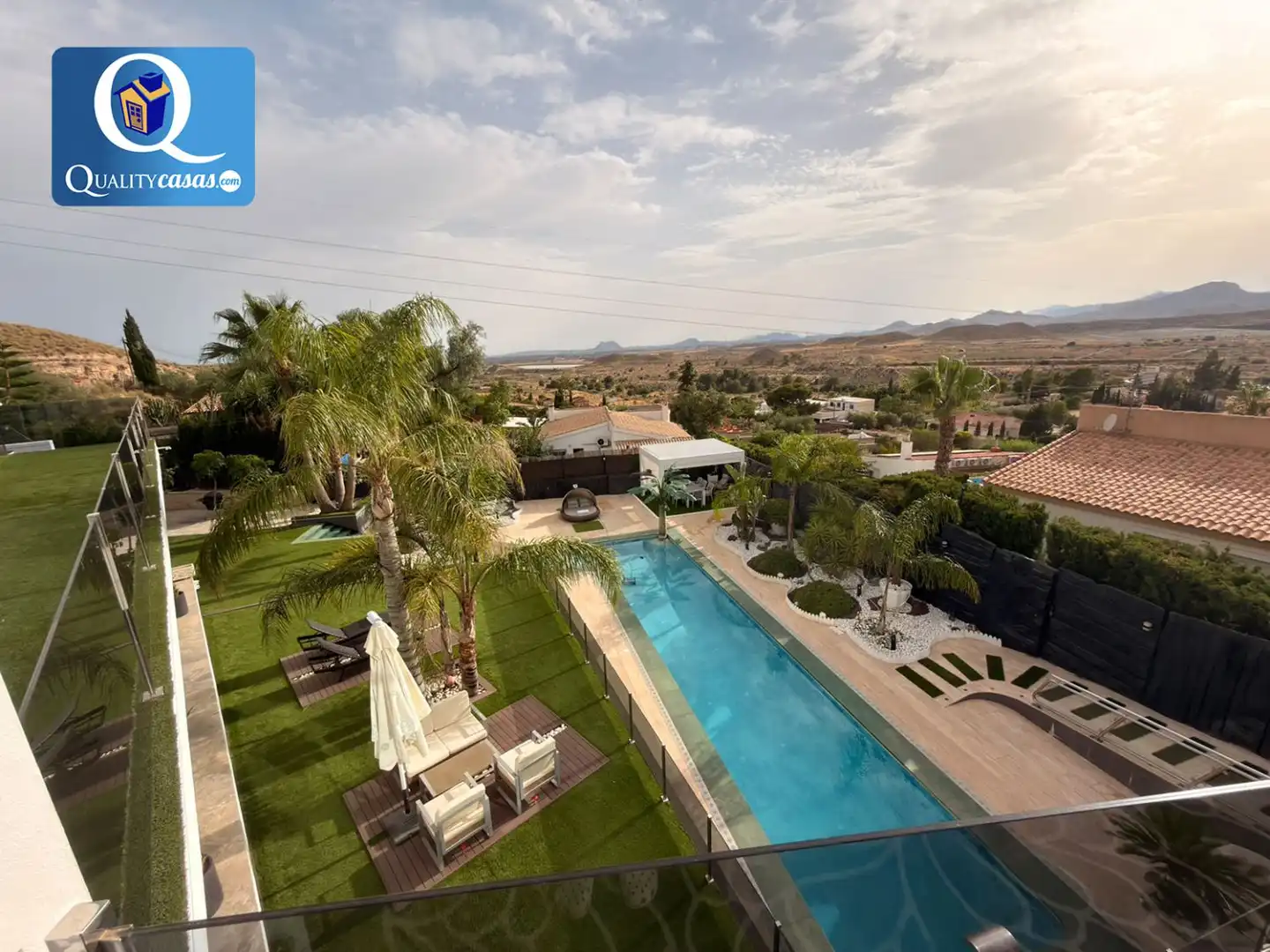 Piscina de Casa o chalet en venta en Busot con Aire acondicionado, Calefacción y Terraza