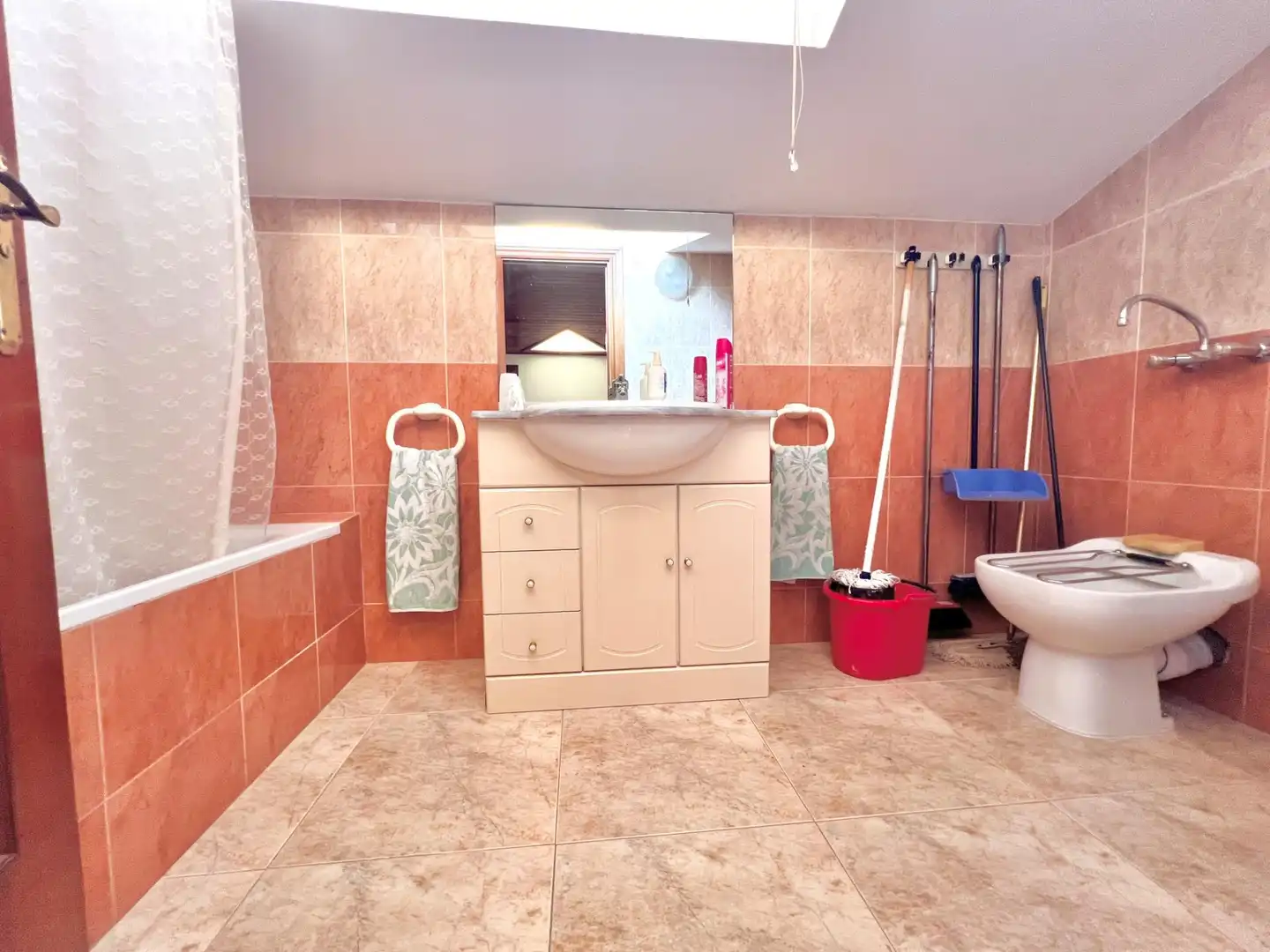 Bathroom of Houses for sale in Vespella de Gaià  with Heating, Terrace and Swimming Pool