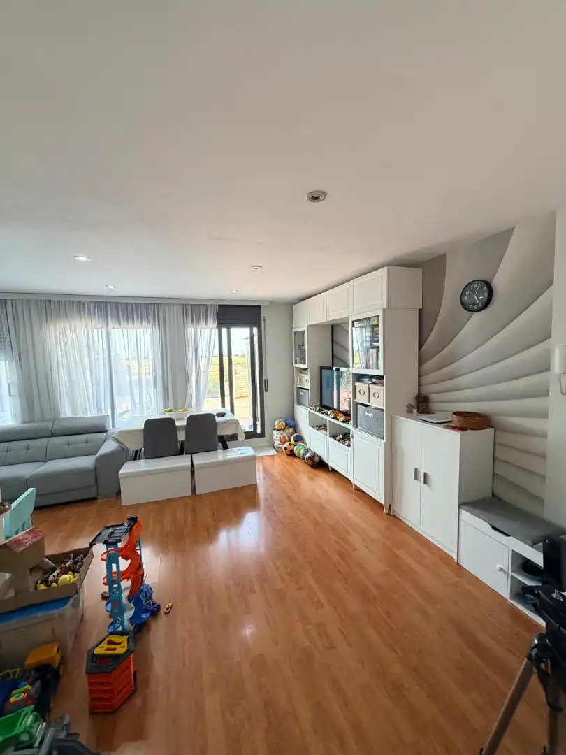 Living room of Flat for sale in Anglesola  with Air Conditioner, Heating and Parquet flooring