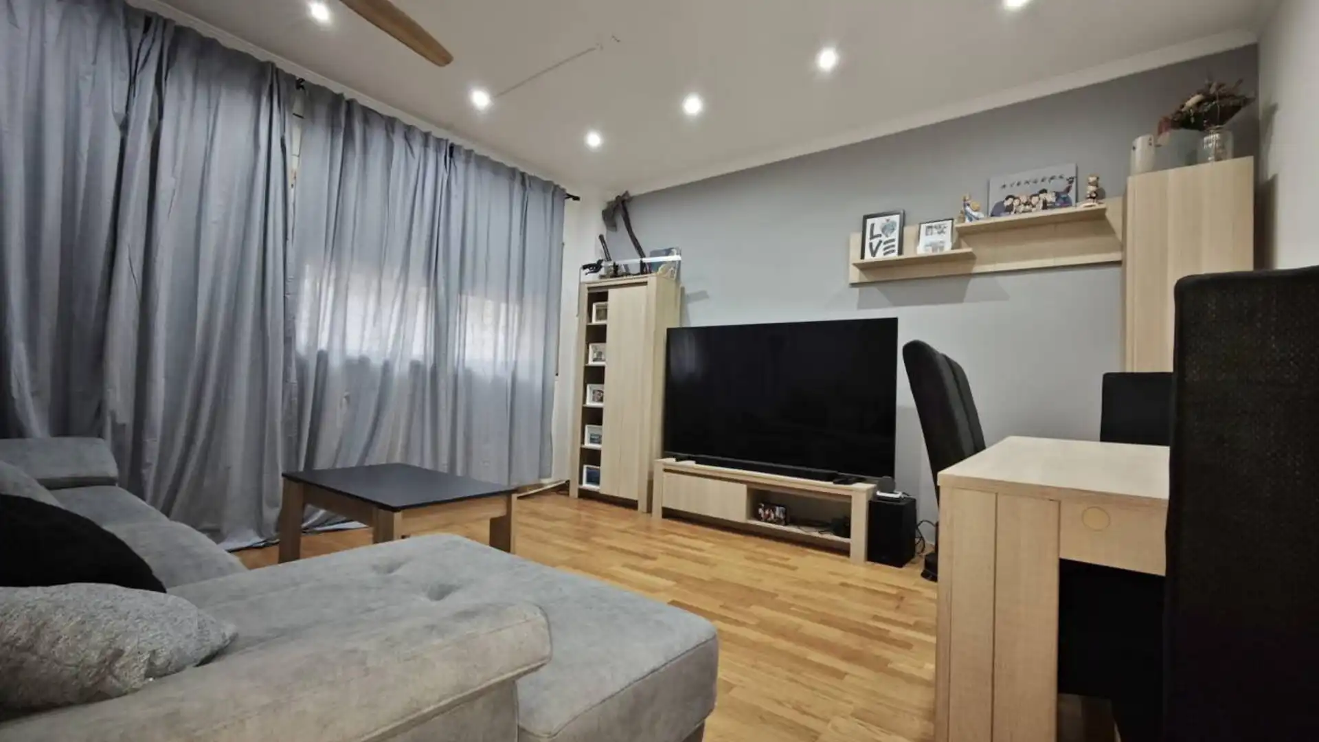 Sala de estar de Piso en venta en Gelida con Parquet y Trastero